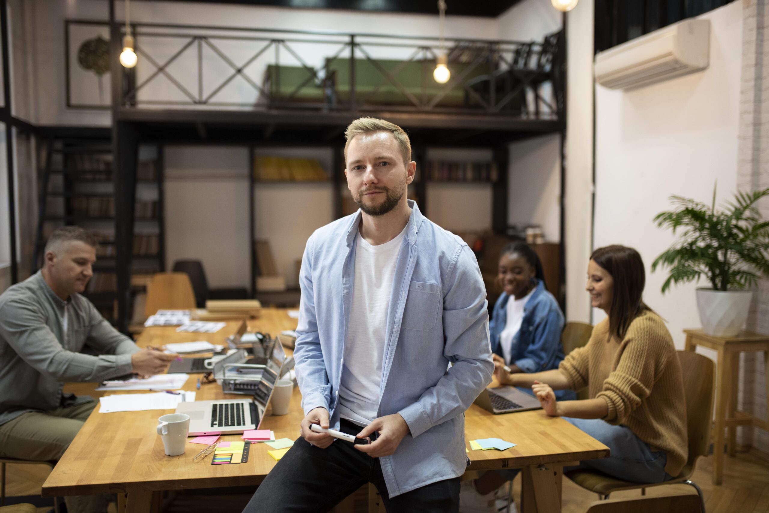 How to Run a 6-Figure Business as a Solopreneur